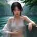 主编陈晓梅的专业形象照，女性，知性气质，浅色背景